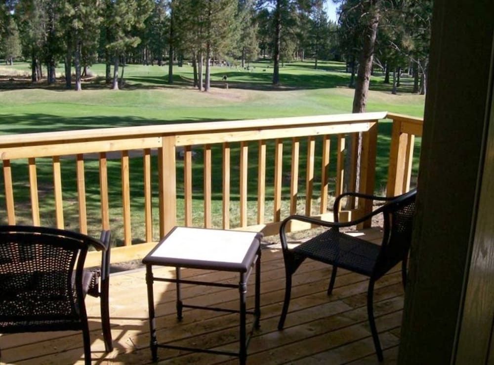 Townhome, Multiple Beds (Widgi Creek Golf Course 18th Fairway )