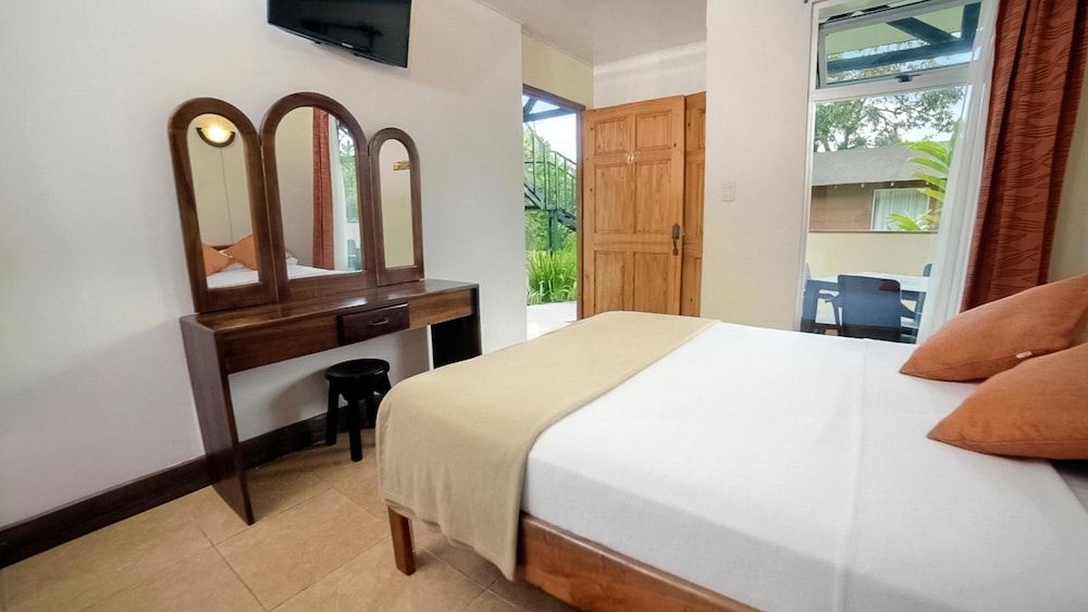 undefined Eco Arenal Hotel 4