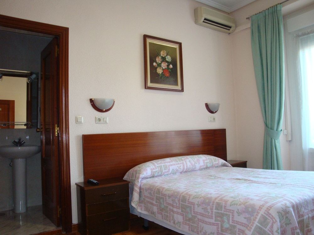 Hostal Zamora Double Room