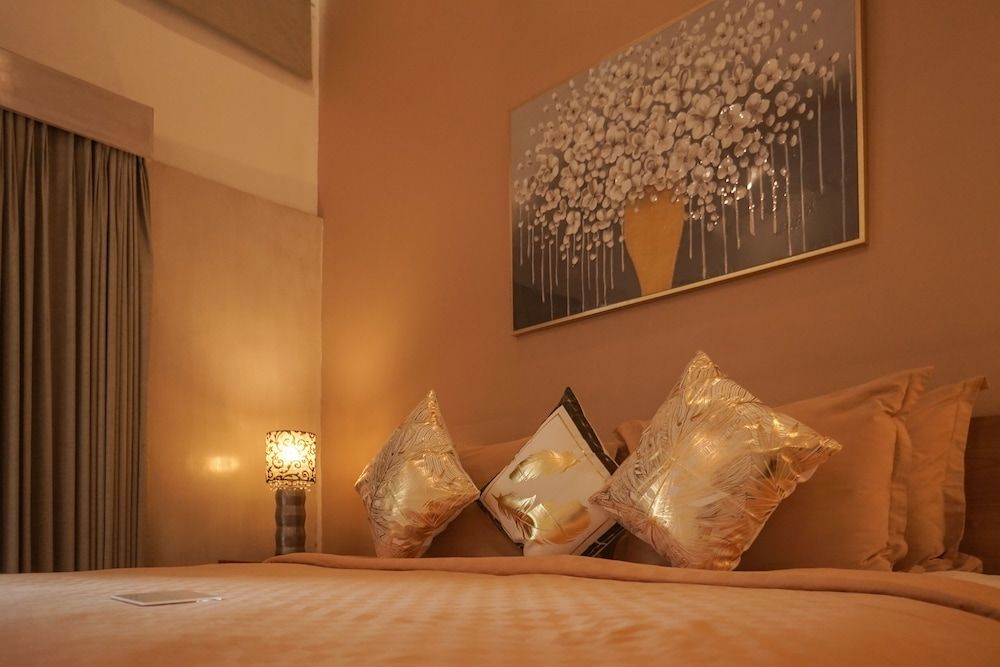 MAHAMAYA Gili Meno Suite, 1 Bedroom, Pool View 3