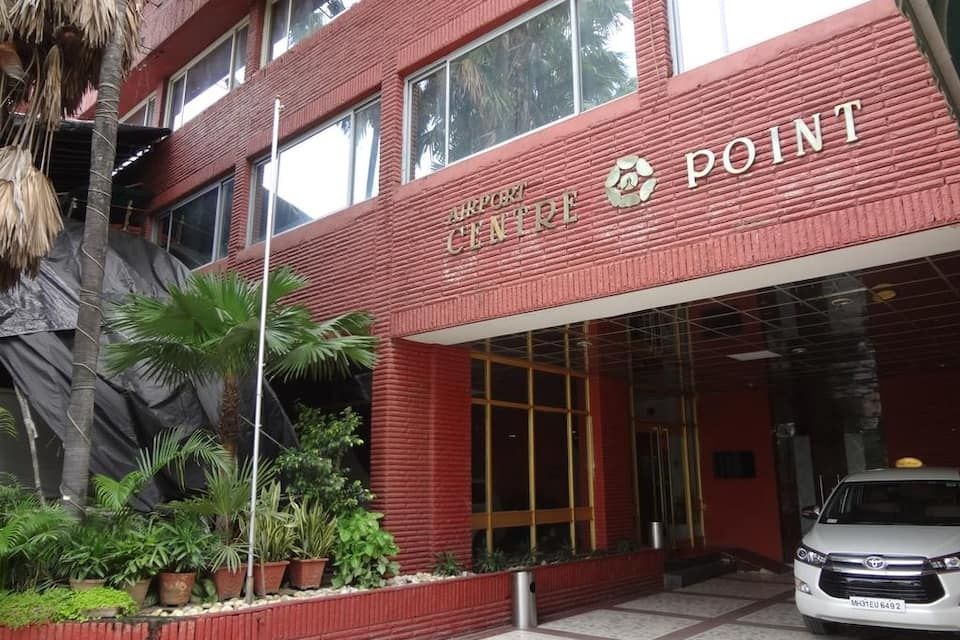 Airport Centre Point