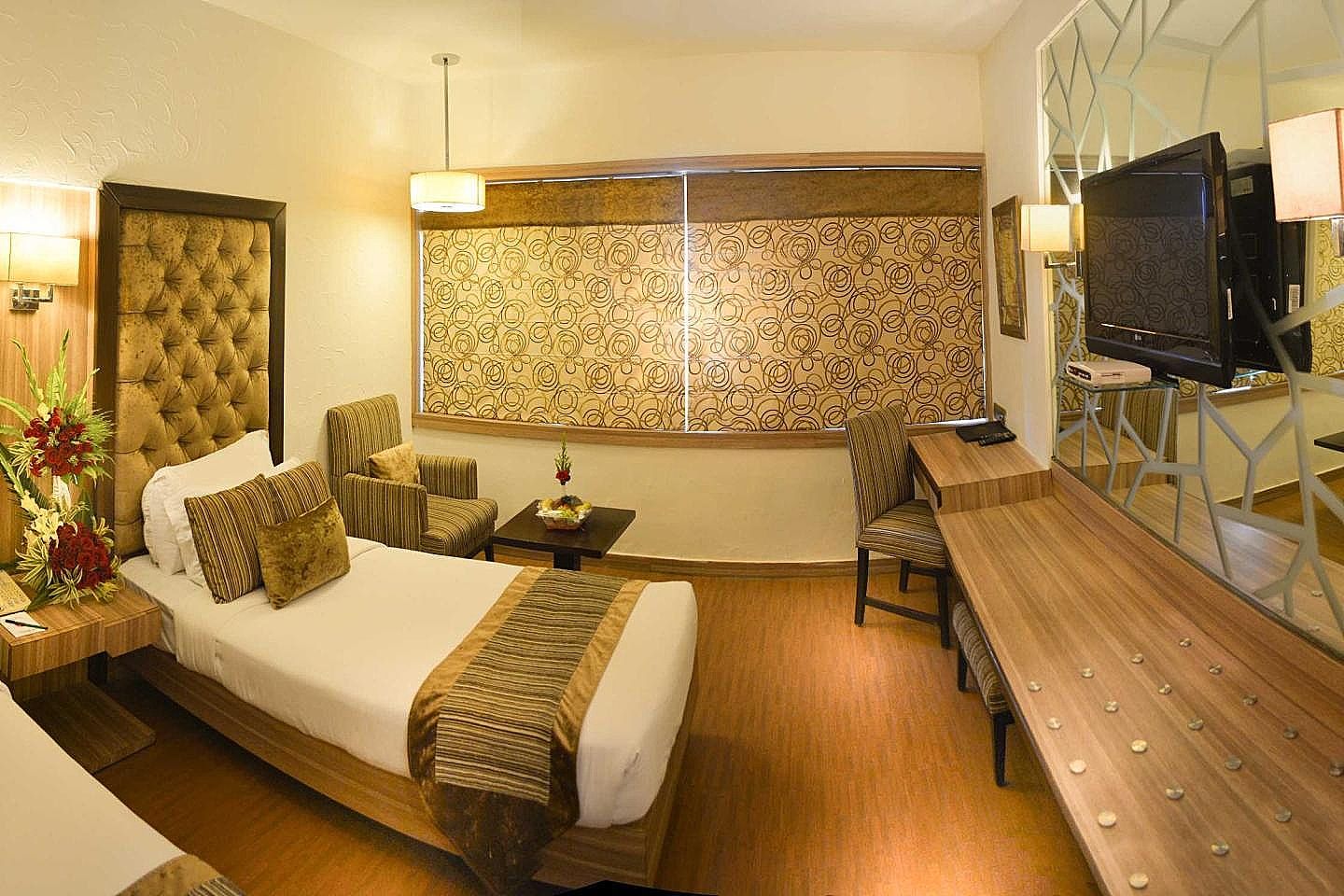 Airport Centre Point  Deluxe 4