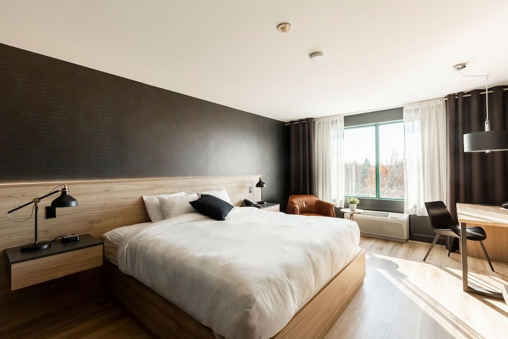 Hôtel Château Joliette Signature Room, 1 King Bed, River View 2