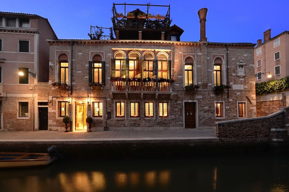 undefined Palazzetto Madonna 2