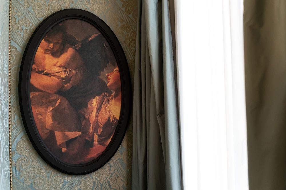 Palazzetto Madonna Superior Room 13