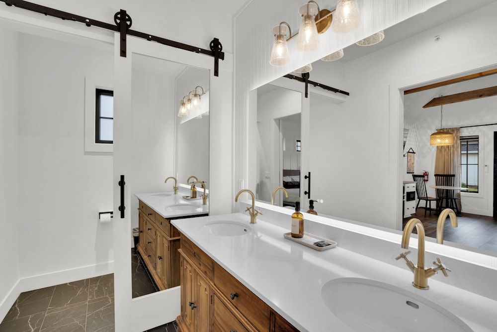 The Scout Boutique Cottages Cottage 5 4