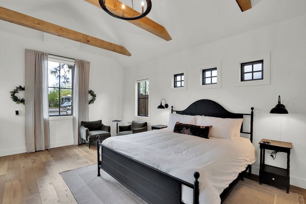 The Scout Boutique Cottages Cottage 2 4