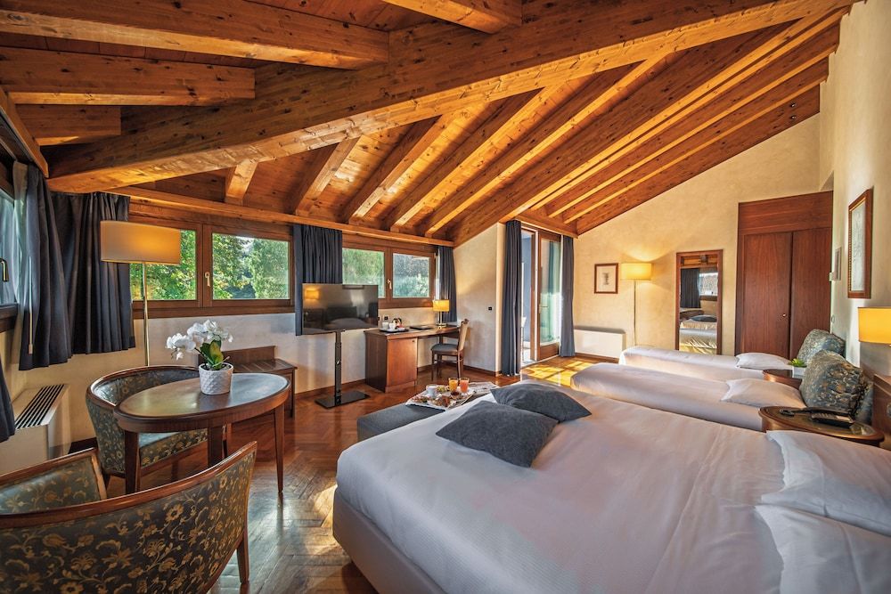 Hotel Alla Torre Quadruple Room 2