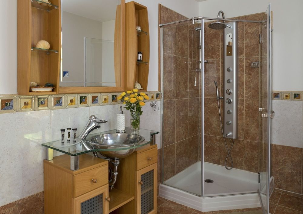 Cherry Valley Manor Luxury Bed and Breakfast Serenity Suite 2