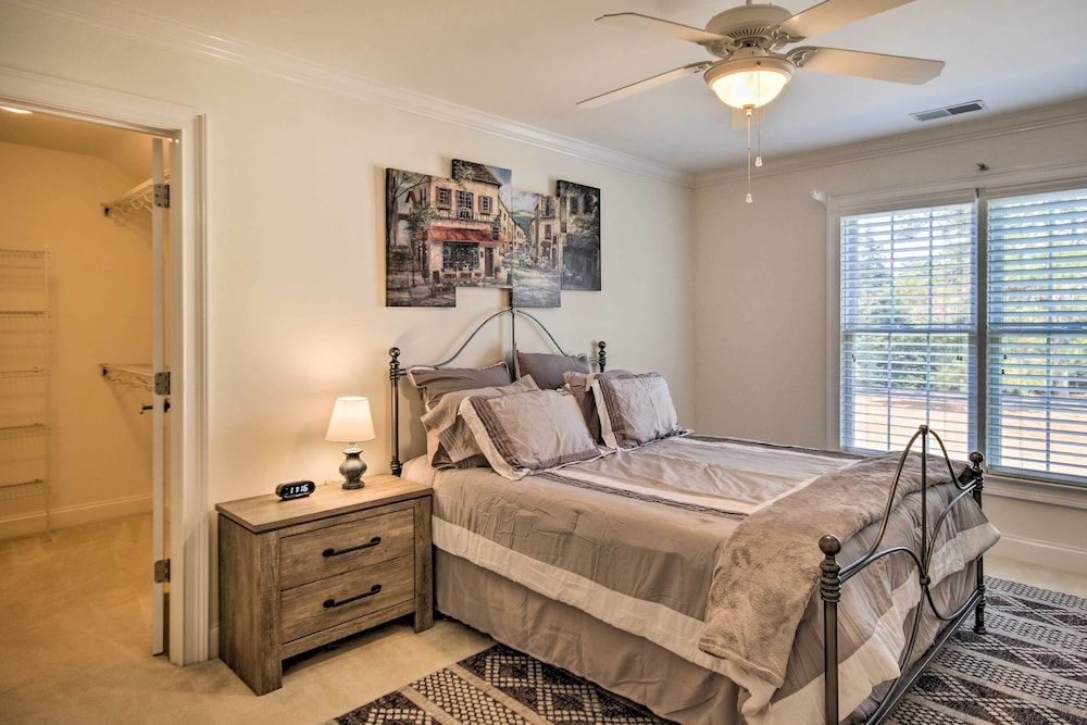 Apartment (3 Bedrooms)