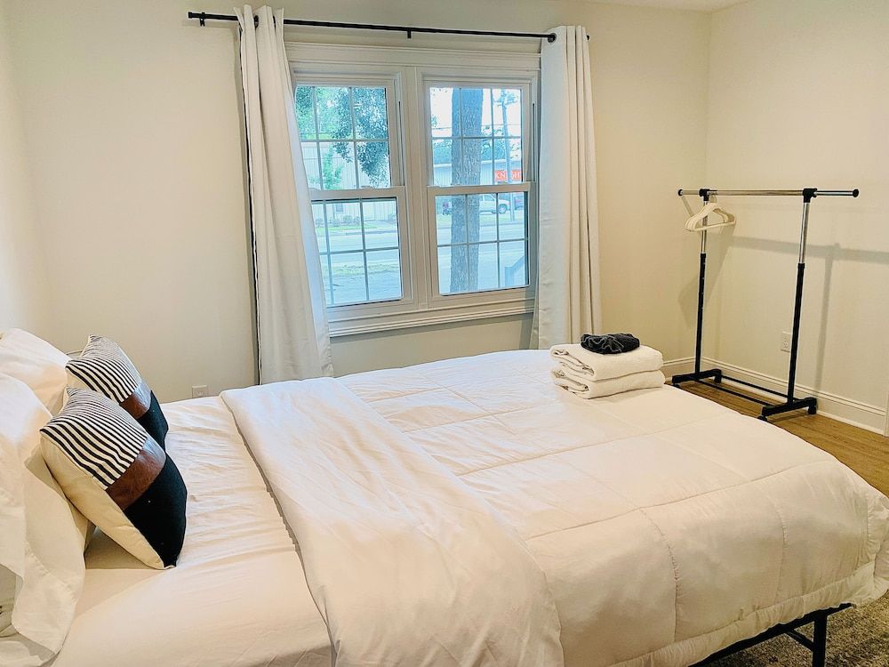 Room, 1 Queen Bed, Non Smoking