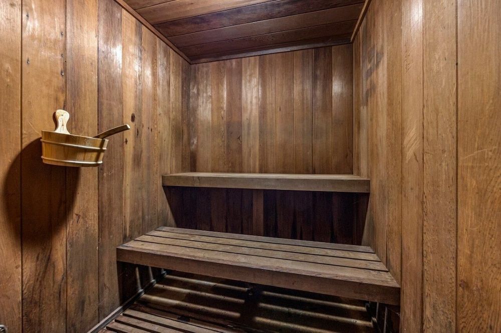 Bearadise Mountain Getaway Condo, 1 Queen Bed with Sofa bed, Patio, Garden View 6