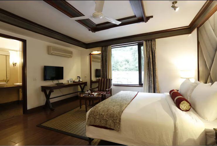Garden Side View Room