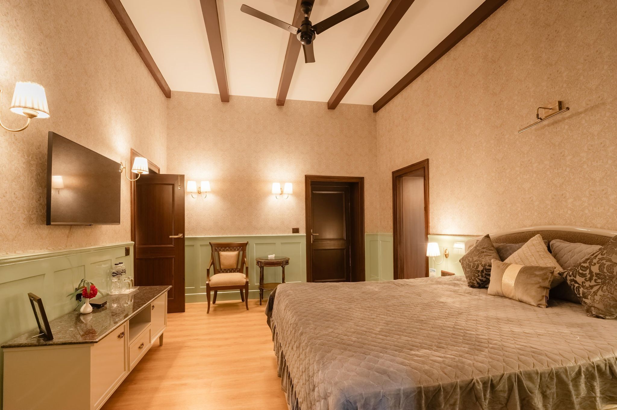 Vikram Vintage Inn Premium Room 3