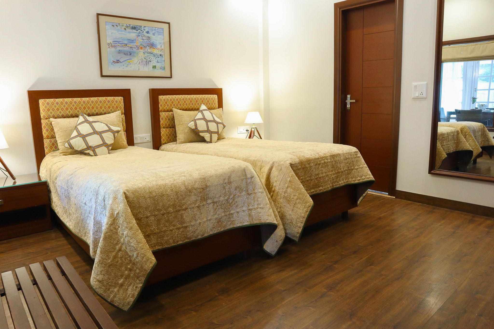 Vikram Vintage Inn Premium Room 2