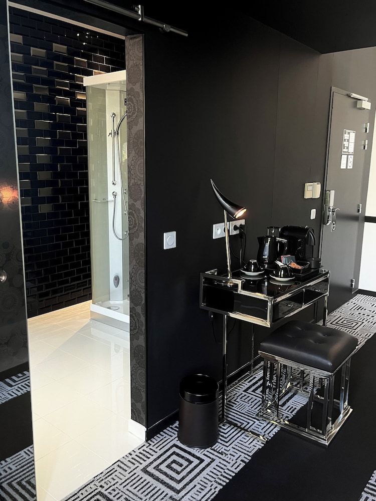 Art Hôtel Rochecorbon Chambre Double Supérieure Château avec Balcon 3