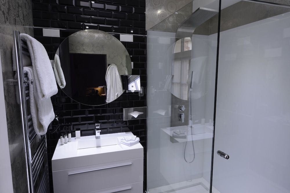 Art Hôtel Rochecorbon Double Room, Annex Building 5