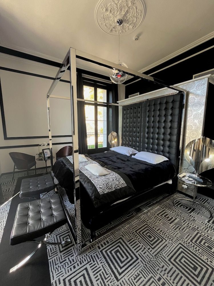 Art Hôtel Rochecorbon Chambre Double Supérieure Château avec Balcon 2