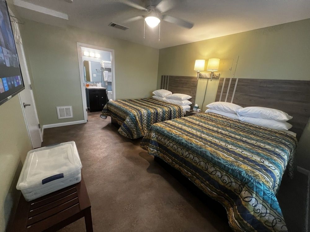 Painted Sky Inn