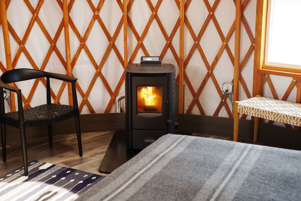 Frontier Drive Inn Studio 2