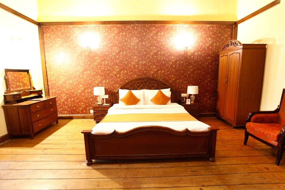 Premium Lake View Room