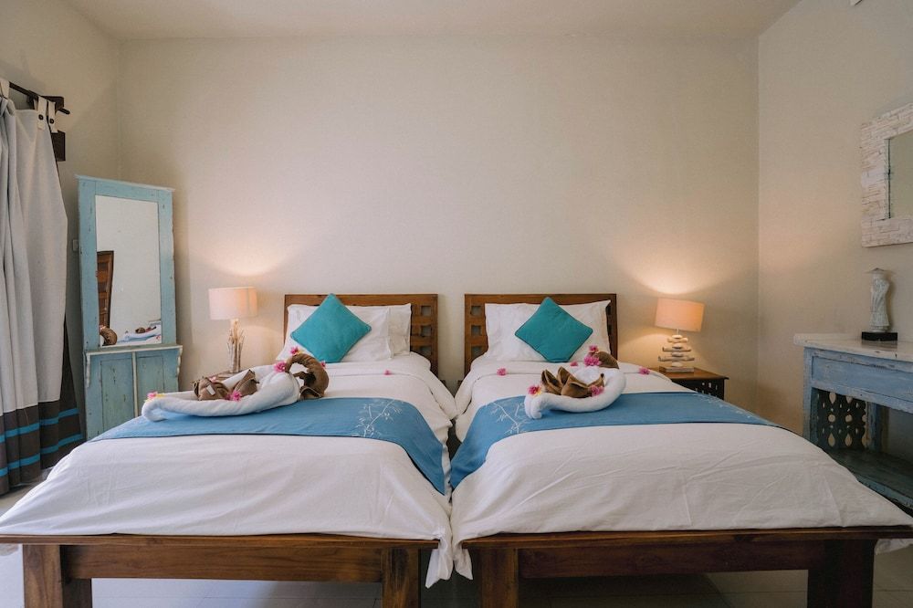 Tír na nÓg Beachfront Resort Deluxe Twin Room