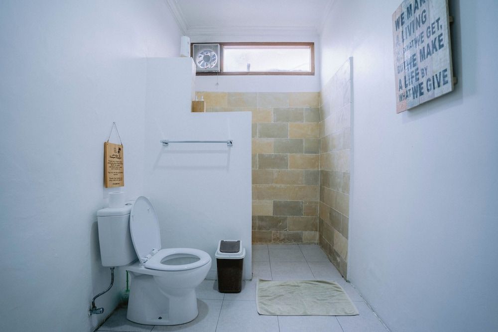 Tír na nÓg Beachfront Resort Standard Double Room 5