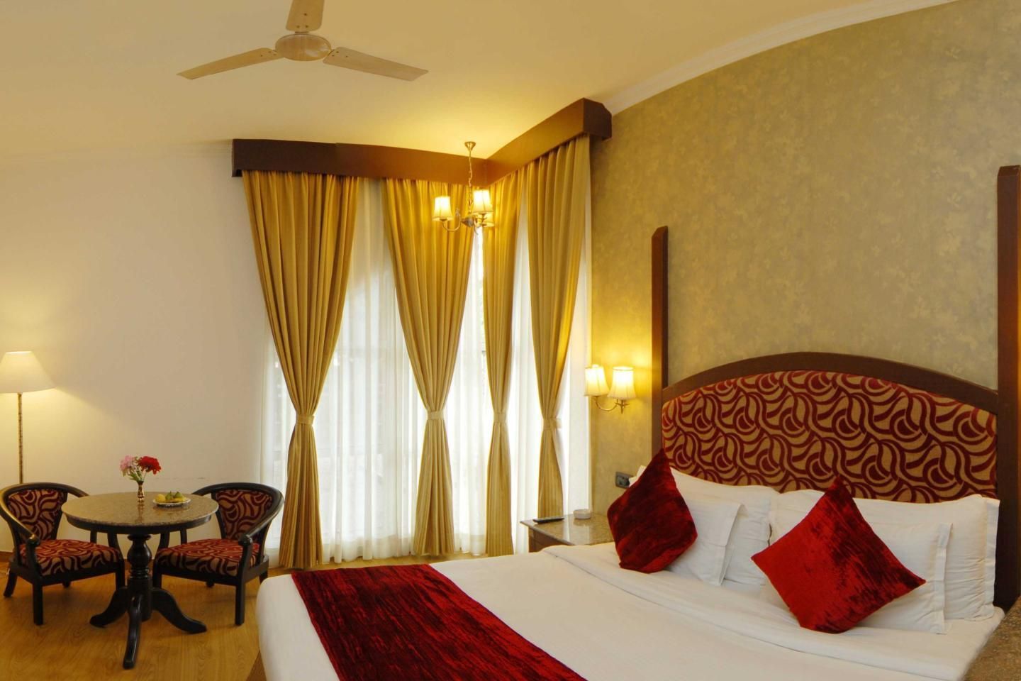 Arif Castles Hotel Super Deluxe Room with Lunch & Dinner 3