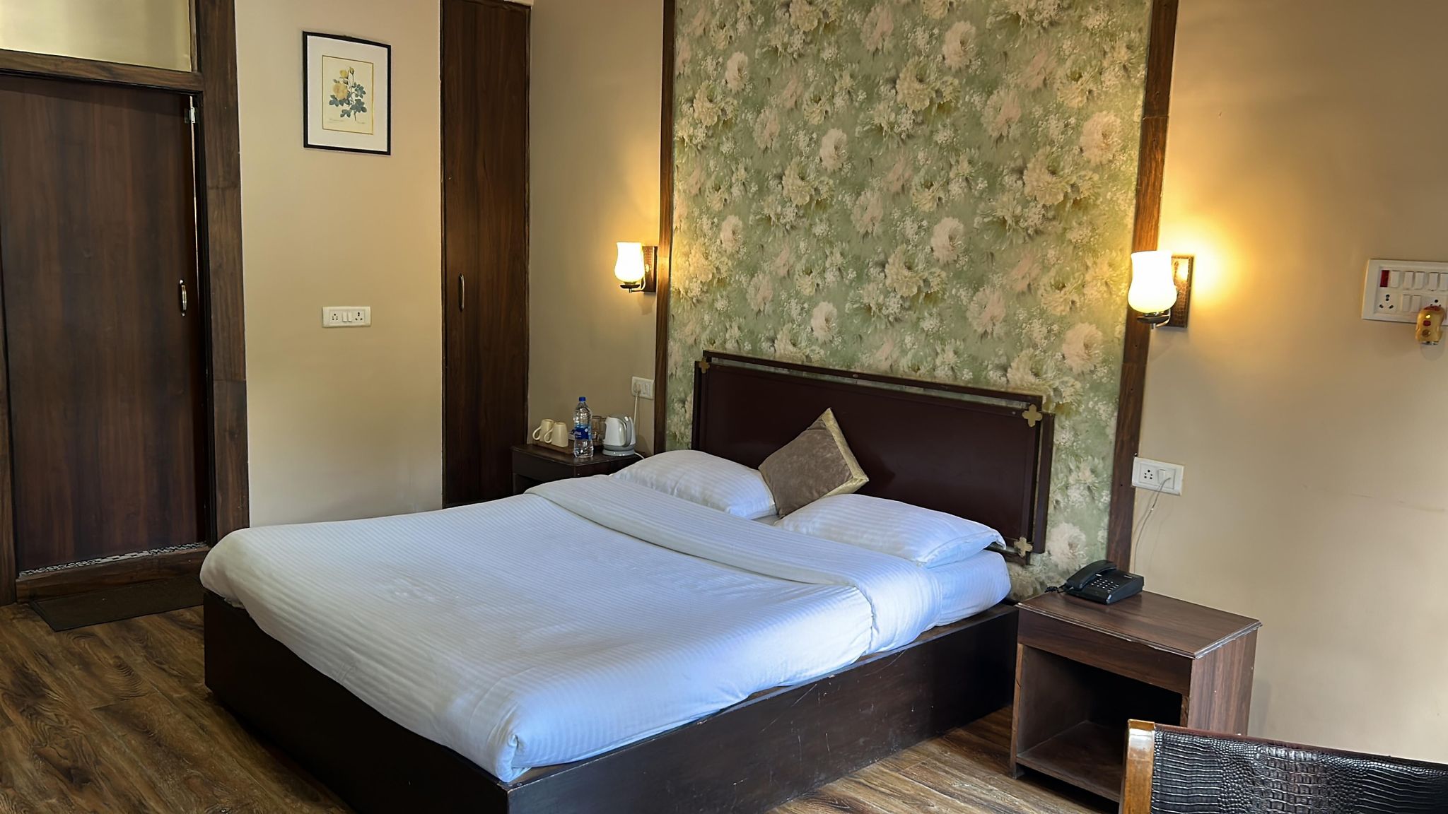 undefined Swiss Cottage (In-house Parking) 5