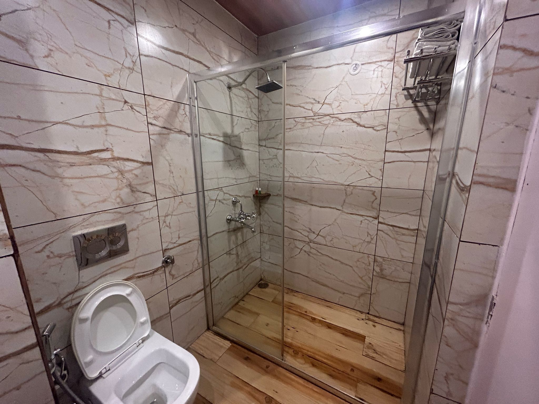 Swiss Cottage (In-house Parking) Deluxe Room 5