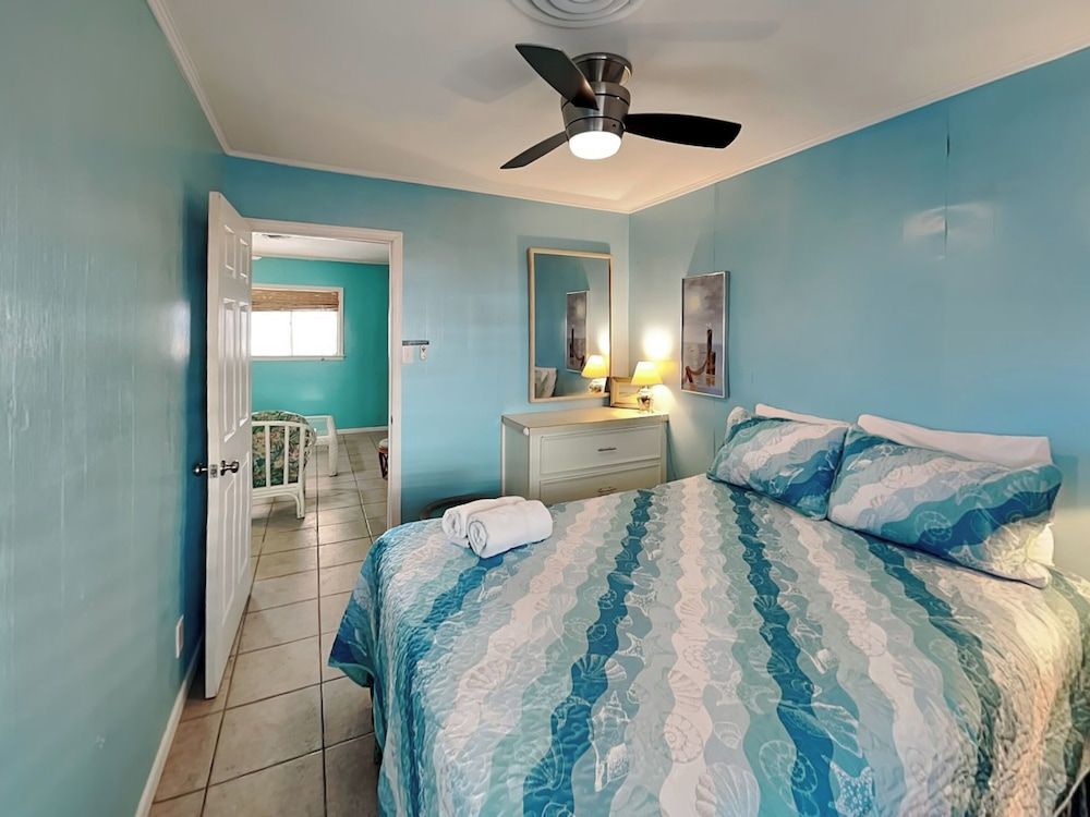 House (2 Bedrooms)