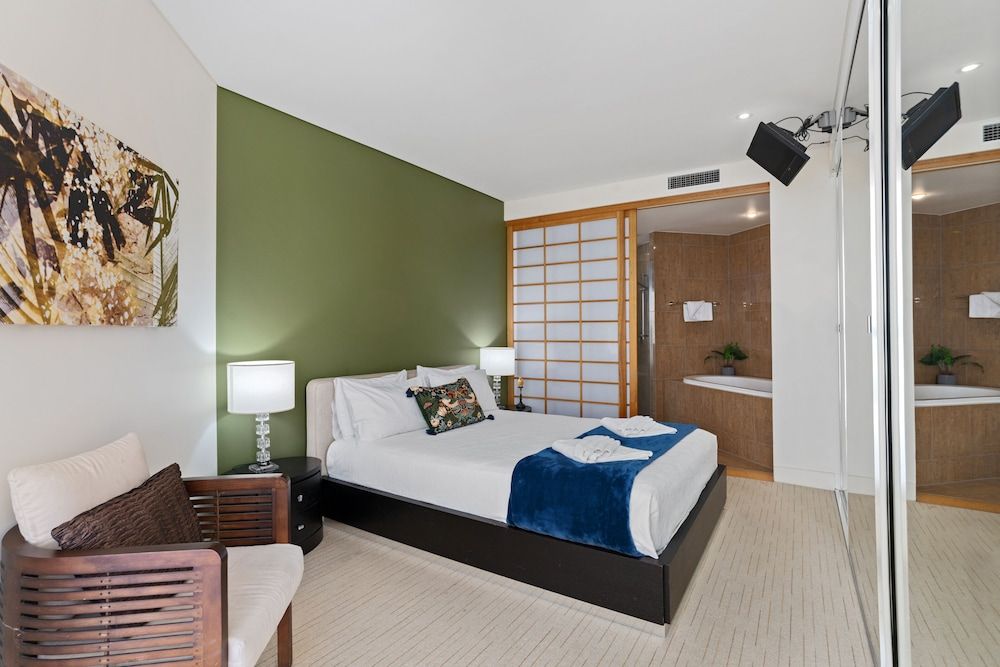 Cotton Beach Resort - Tweed Coast Holidays Executive Apartment, Terrace 2