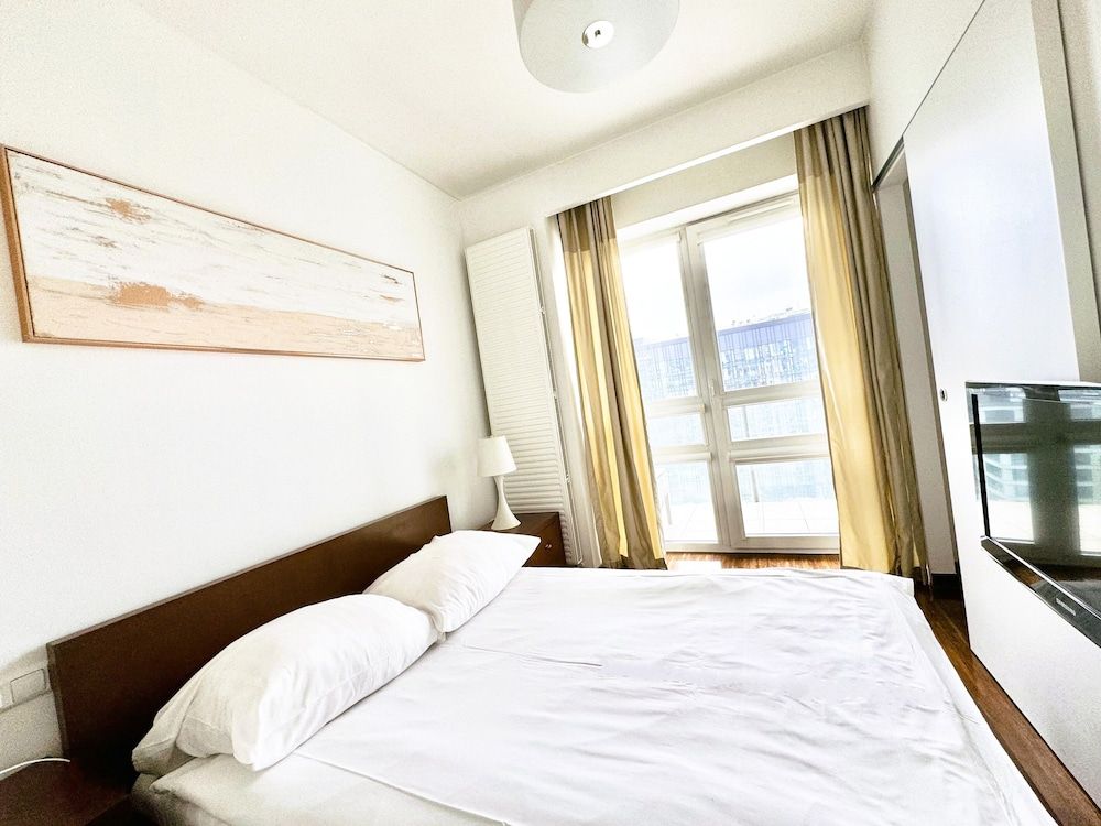 Platinum Towers Country 2 Country Apartment (40m2) 2