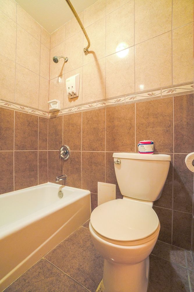 Vali Ho Motel By OYO Weslaco Mercedes Room, Multiple Beds 6