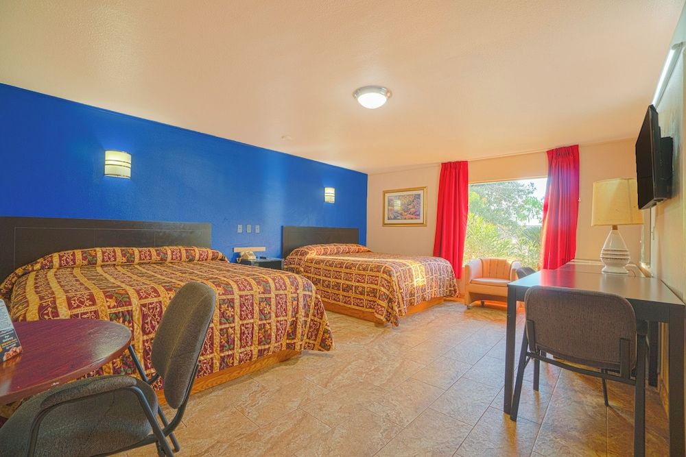 Vali Ho Motel By OYO Weslaco Mercedes Room, Multiple Beds 4