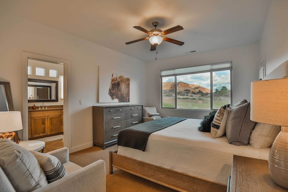 undefined Bright Modern Abode - 32 Miles to Zion Nat'l Park! 5