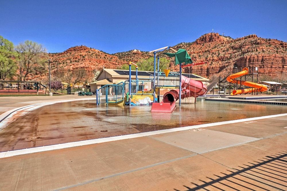 undefined Beautiful Kanab Home w/ Yard - Walk to Restaurants
