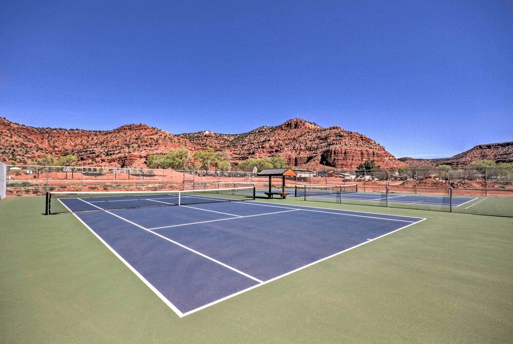 undefined Beautiful Kanab Home w/ Yard - Walk to Restaurants 5