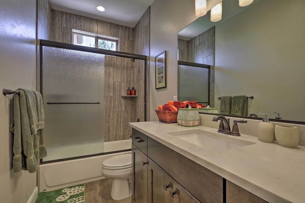 undefined Stunning Kanab Home - Amazing Red Rock Views! 6