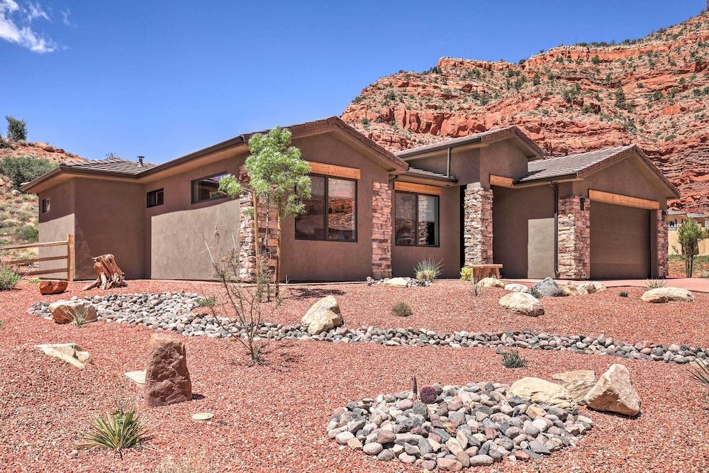 undefined Utah Retreat w/ Fire Pit - Near Zion National Park 2