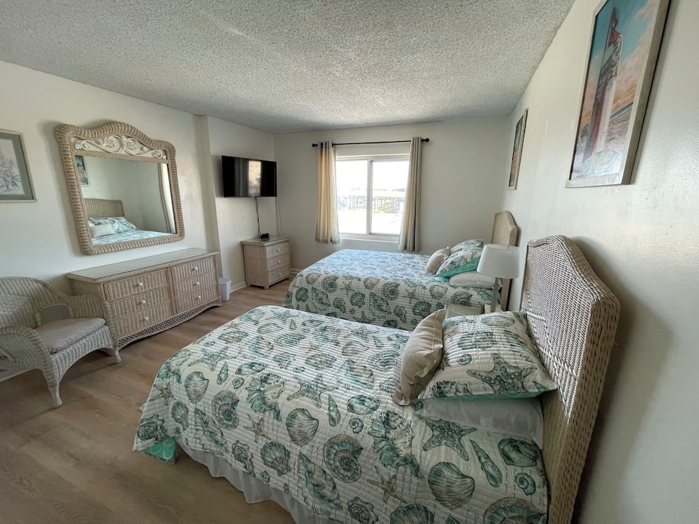 Deluxe Apartment, 3 Bedrooms, Oceanfront
