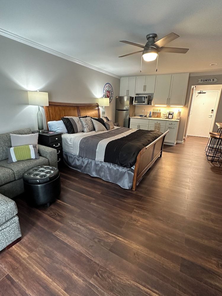 Luxury Villa, Multiple Beds, Kitchenette, Courtyard View