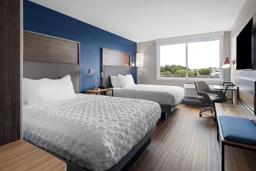 Room, 2 Queen Beds