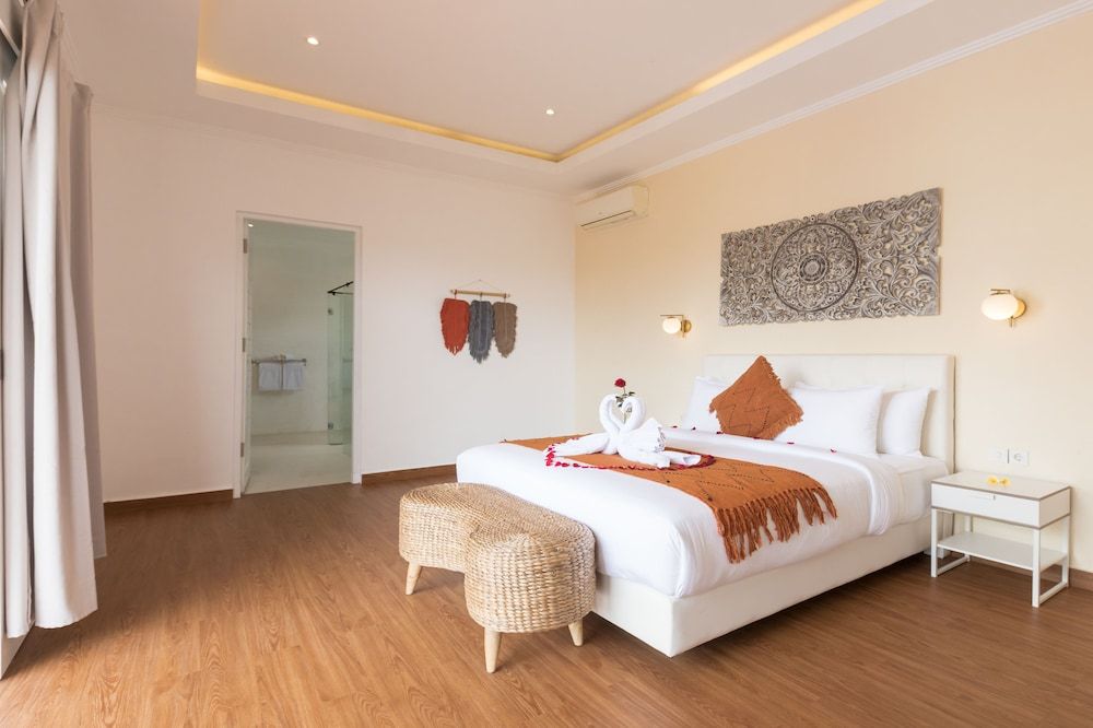 Luxury Villa, 3 Bedrooms, Hill View