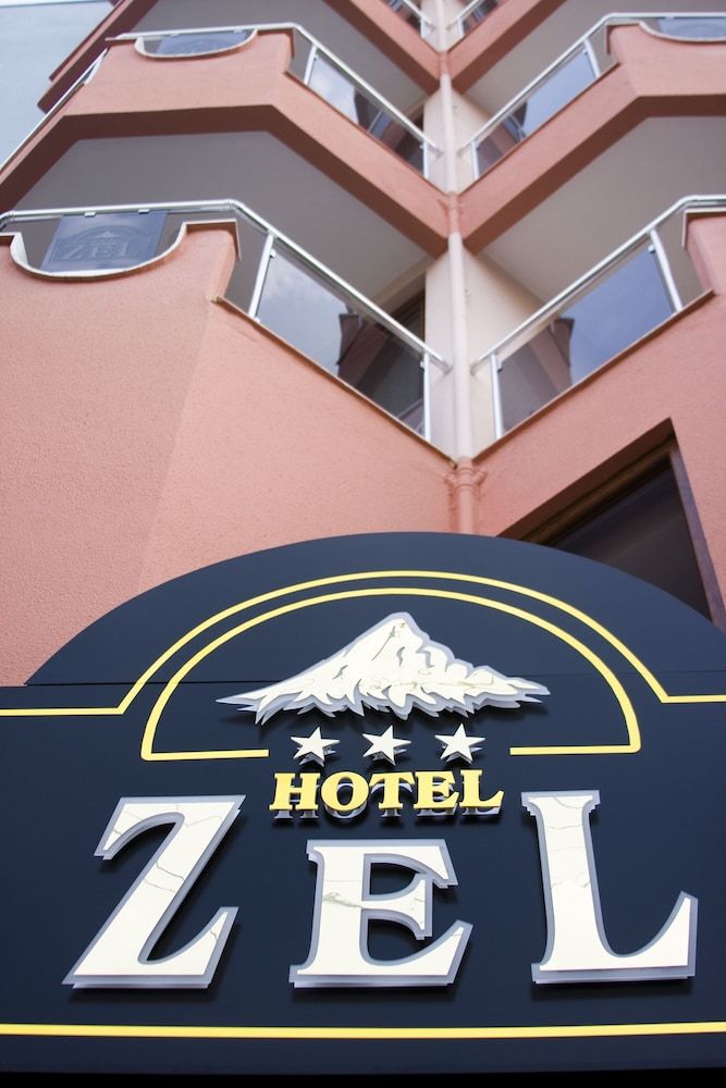 undefined Zel Hotel 4