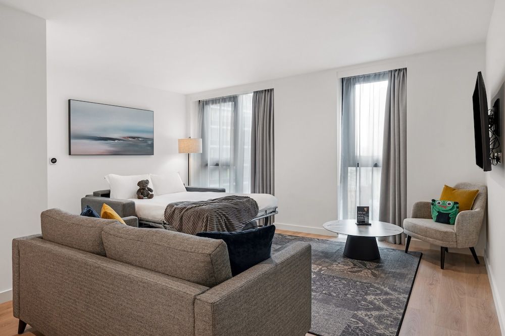 CitySuites 2 Aparthotel One Bedroom Family Apartment 4