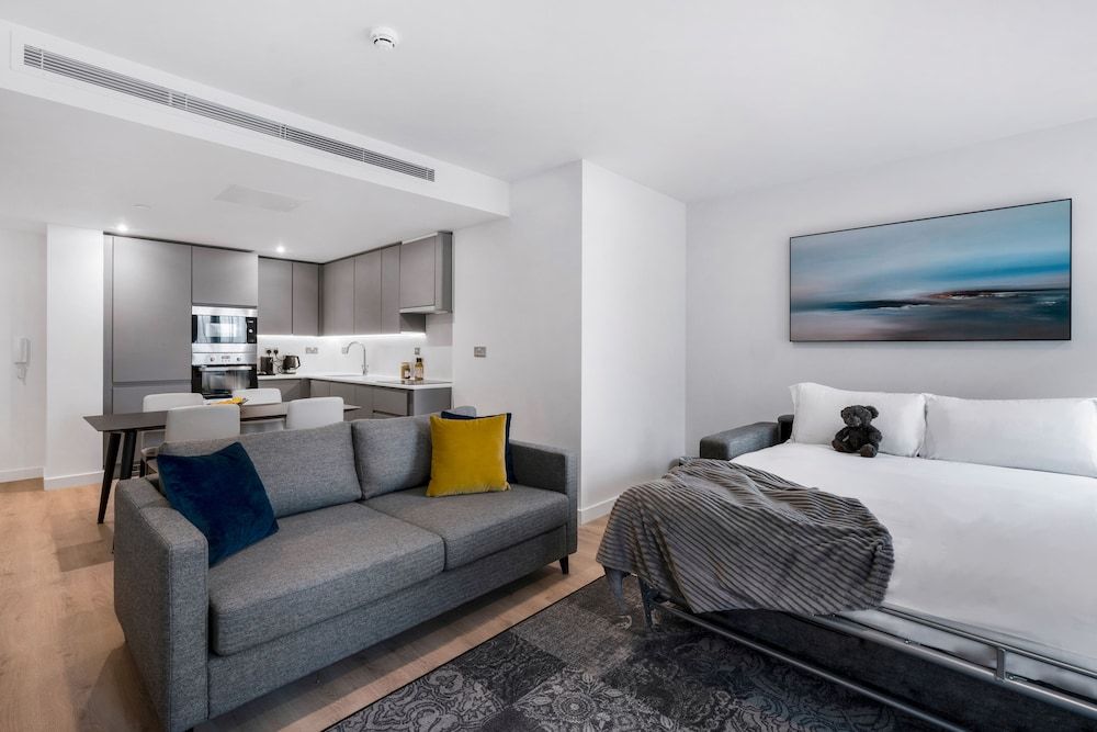 CitySuites 2 Aparthotel One Bedroom Family Apartment 3