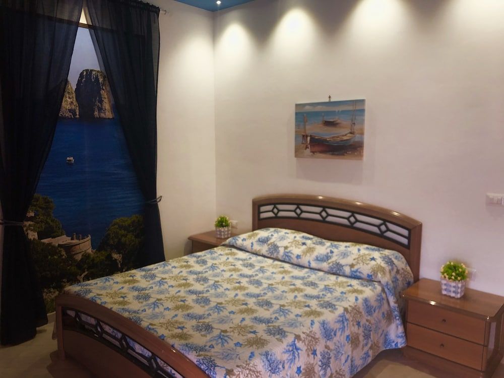 Pompei Window Standard Double Room