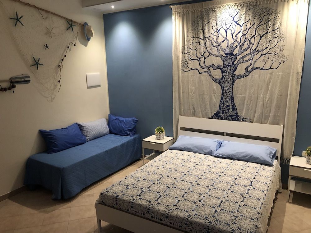 Pompei Window Standard Triple Room 2