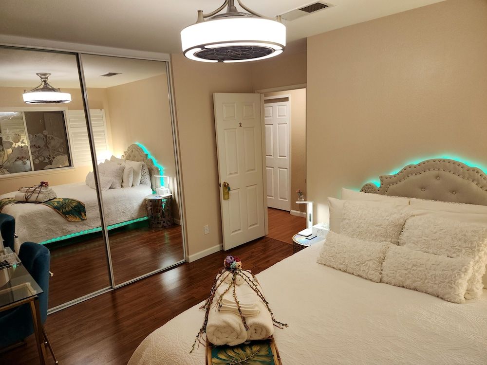 Balloons and Wine Private Queen Room 3